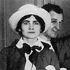 Шанель (слева),Атрур Кэпел (справа). Шуточная крестьянская свадьба в Руалье. Костюмы придуманы Шанель 1907 г Коко Шанель