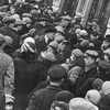 День открытия универмага Пассаж в Ленинграде после реконструкции. середина 1930х годов