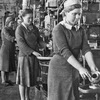 В цеху сталинградского механического тракторного завода 1944 год
