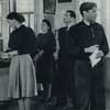 Студенты в музее, журнал «Смена», 1953 г. Советская мода