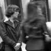 Мода СССР - брючный костюм. В московском музее, 1976 год Мода СССР - брючный костюм. В московском музее, 1976 год