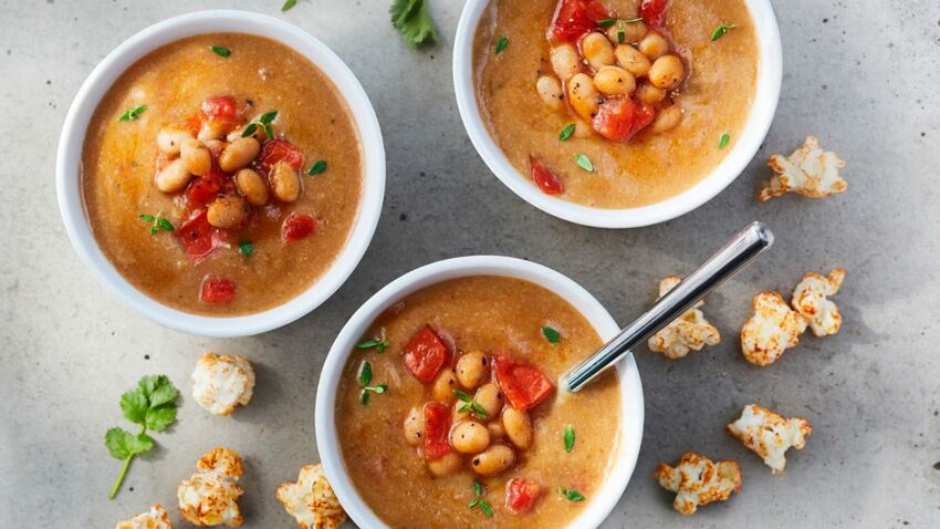 soupe-de-haricots-coco-tomates-au-chevre-frais-pop-corn-au-paprika.jpeg