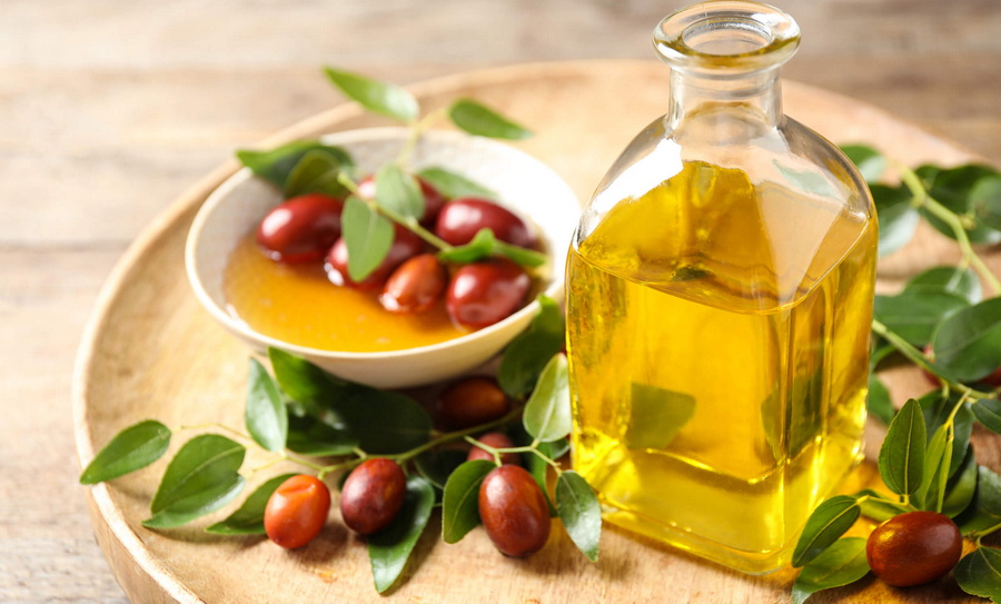 Жожоба: лучшее средство для сухой и жирной кожи jojobaoil.jpg