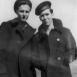 Моряки в бушлатах, 1940-е Моряки в бушлатах, 1940-е
